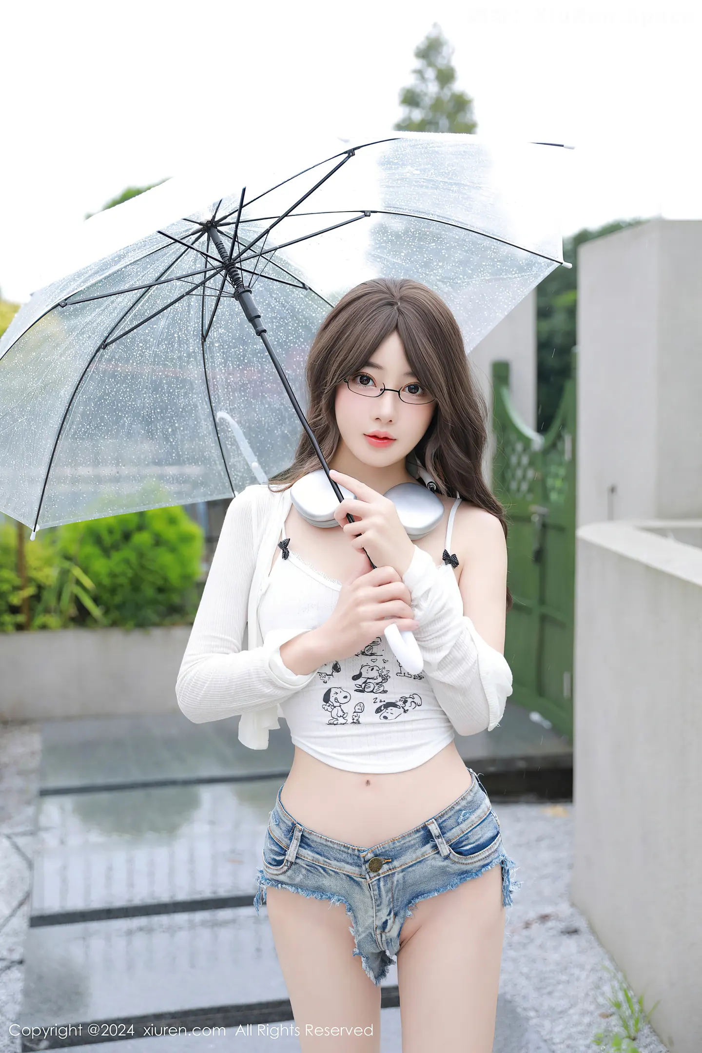 图片[2]-[XiuRen秀人网]VOL.8964 模特桃妖夭性感白色服饰配超短牛仔裤秀曼妙身姿惹火诱惑写真83P-秀人网官方网站